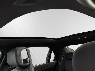 BMW 740d xDrive M Sport SkyLounge AHK Autobahnass.