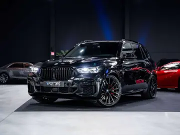 BMW X5 PHEV xDrive45e - M-pack - AHK - Pano - ACC -