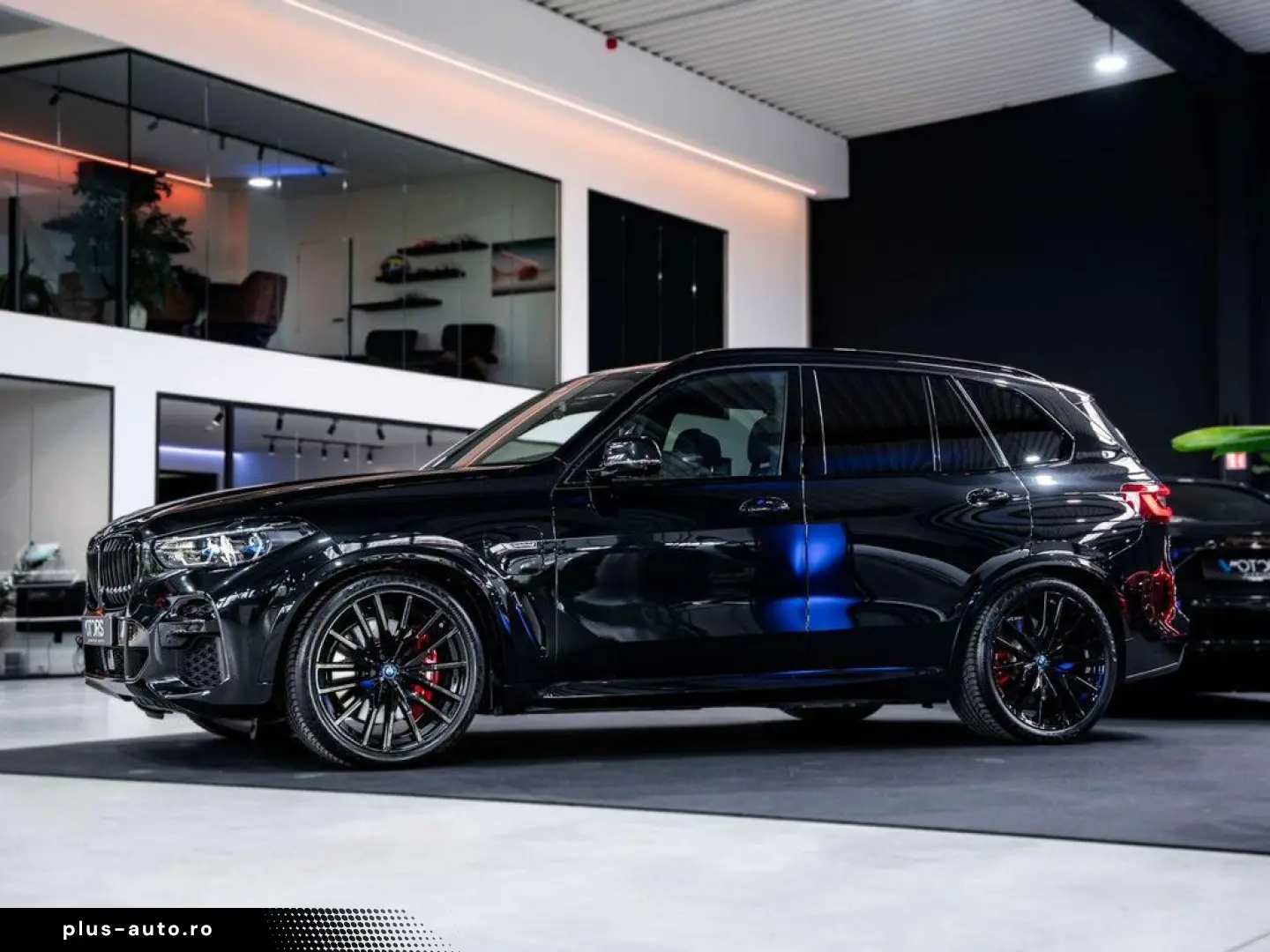 BMW X5 PHEV xDrive45e - M-pack - AHK - Pano - ACC -