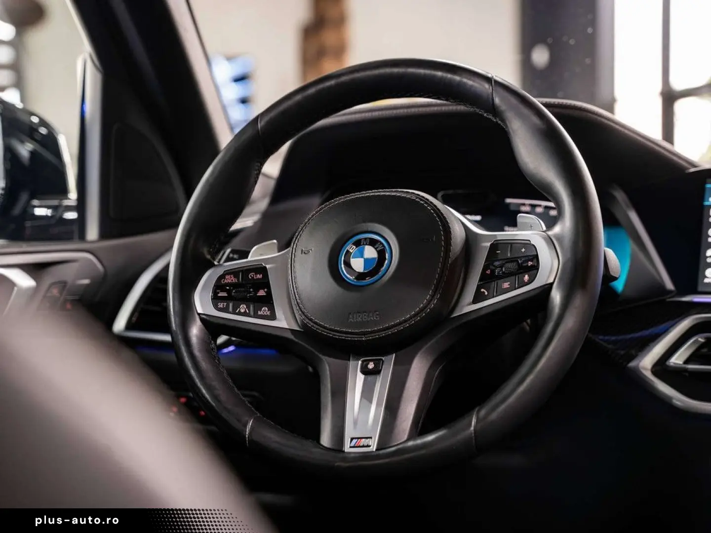 BMW X5 PHEV xDrive45e - M-pack - AHK - Pano - ACC -