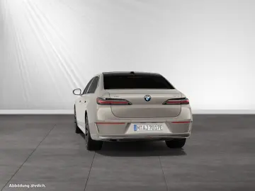 BMW 750e xDrive Autobahnass. DA&PAProf. Head-Up