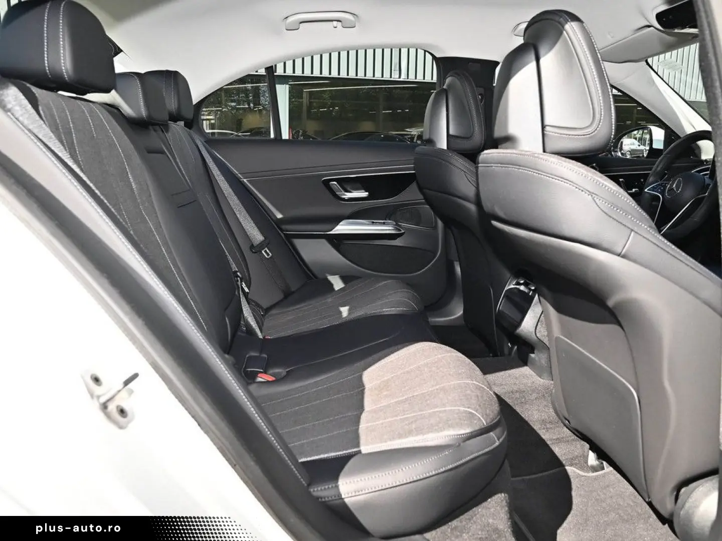 MERCEDES-BENZ E 300 e 4M Avantgarde Advanced  LED Ka&hellip;
