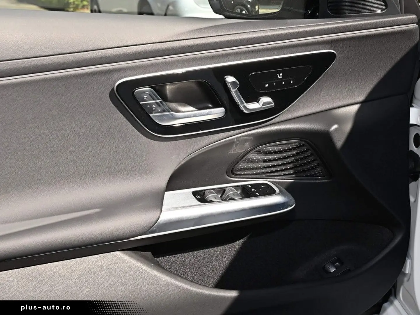 MERCEDES-BENZ E 300 e 4M Avantgarde Advanced  LED Ka&hellip;