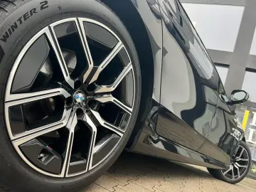 BMW 740d xDrive M Sport SkyPano DA PA Prof Standhz.
