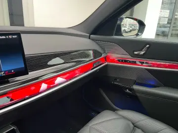 BMW 740d xDrive M Sport SkyPano DA PA Prof Standhz.
