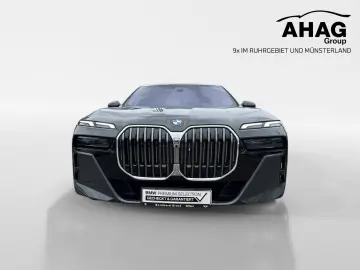 BMW 740d xDrive M SPORT FondEnt SkyL StHz DAPro