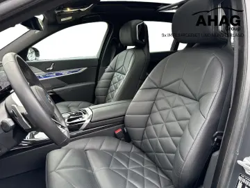 BMW 740d xDrive M SPORT FondEnt SkyL StHz DAPro