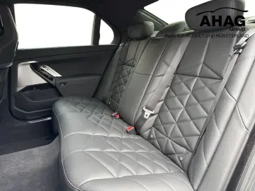 BMW 740d xDrive M SPORT FondEnt SkyL StHz DAPro