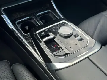 BMW 740d xDr.M Sport PRO Standh.Sky IntAktLenk.21
