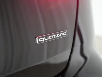 AUDI A6 50 TDI quattro tiptronic sport ACC Kamera Lan