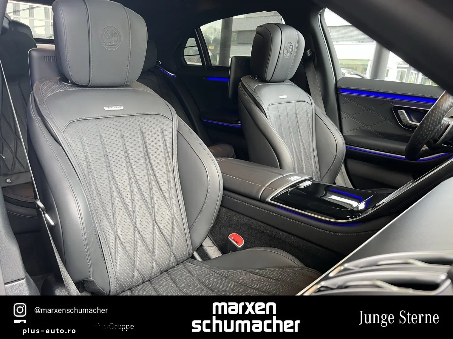 MERCEDES-BENZ AMG S 63 E First-Class Magno Massage Burm3D