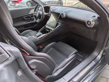 MERCEDES-BENZ AMG GT 63 4M  Perf Sitze Lift Pano Night Perfo