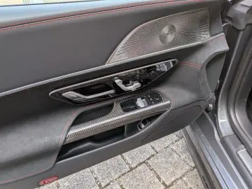 MERCEDES-BENZ AMG GT 63 4M  Perf Sitze Lift Pano Night Perfo
