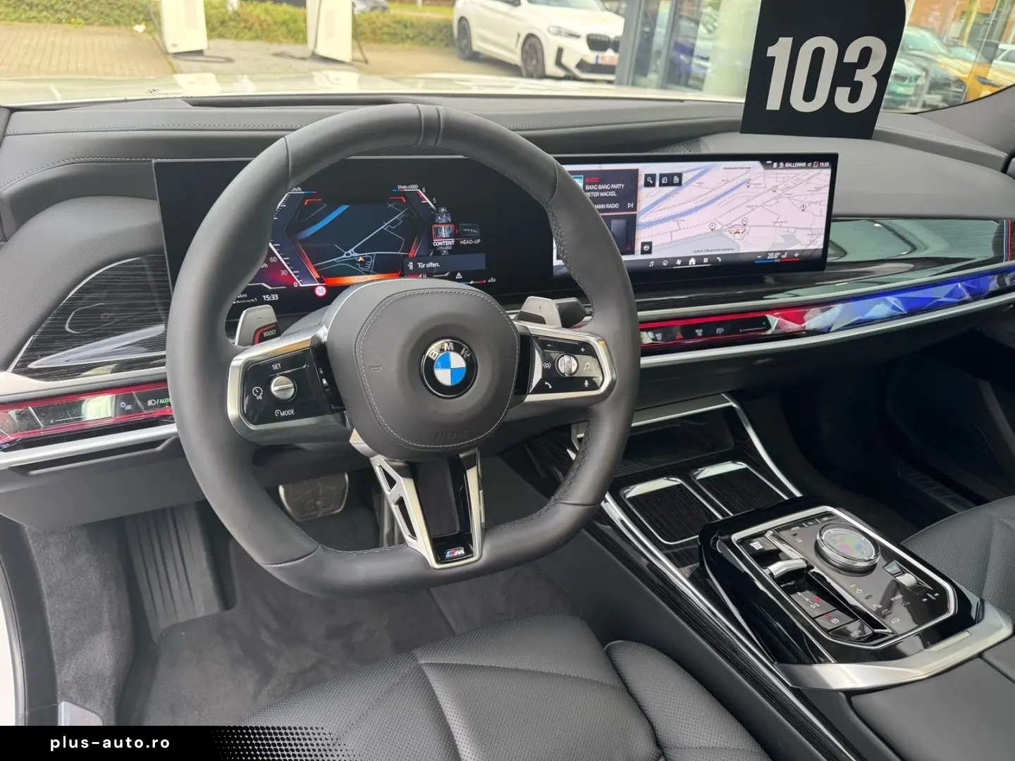BMW 740d xDrive M Sport PanoSky B&W AHK St-Hzg 21