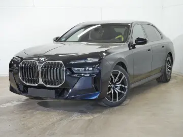 BMW 740d xDrive M-Sport Iconic Glow Live Cockpit Wir