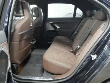 BMW 740d xDrive M-Sport Iconic Glow Live Cockpit Wir
