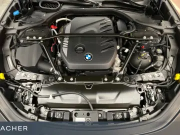 BMW 740d A xDrive M-Sport SkyLou AHK DAProf Autom