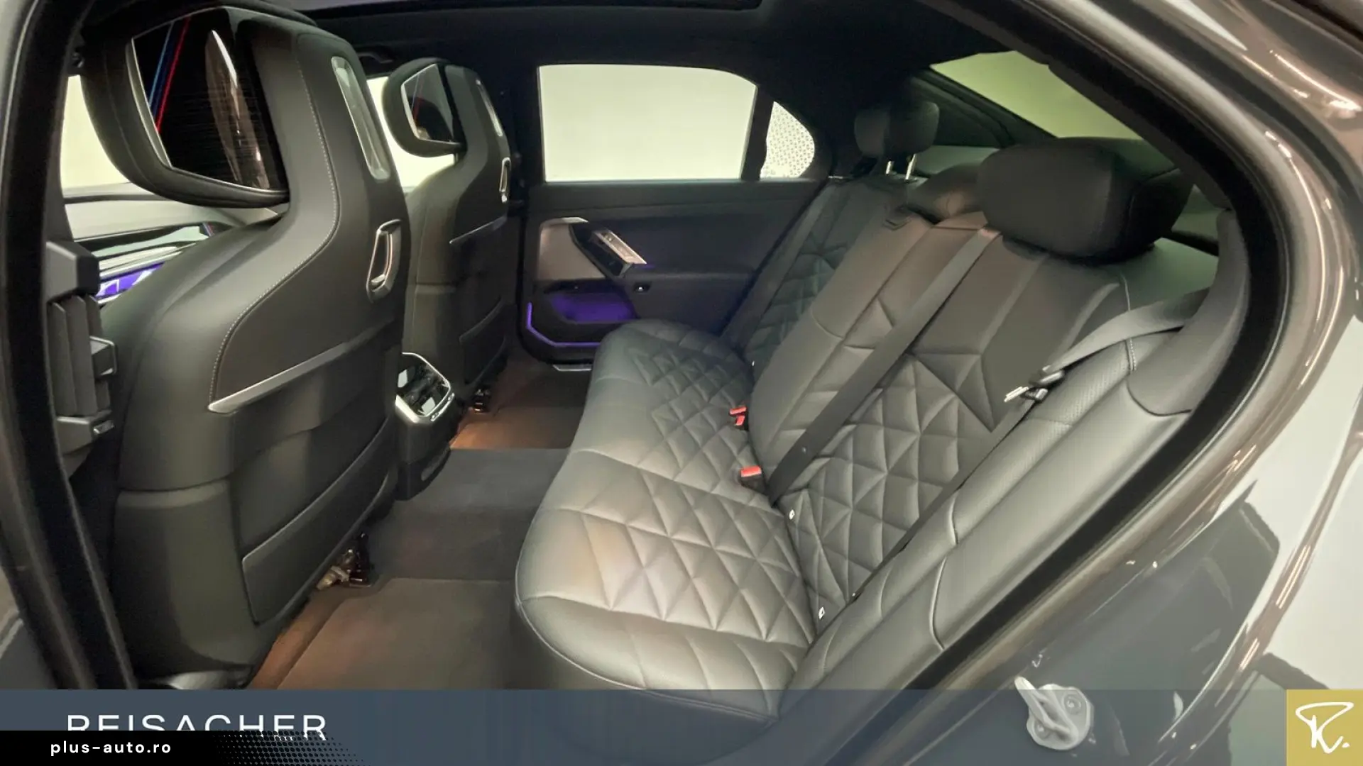 BMW 740d A xDrive M-Sport SkyLou AHK DAProf Autom