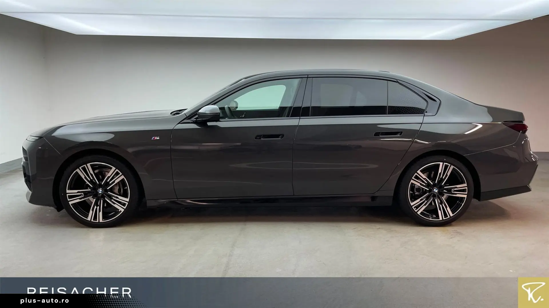 BMW 740d A xDrive M-Sport SkyLou AHK DAProf Autom