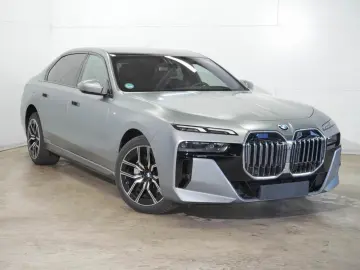 BMW 740d xdrive M Sport SkyLounge PAProf Massage 21