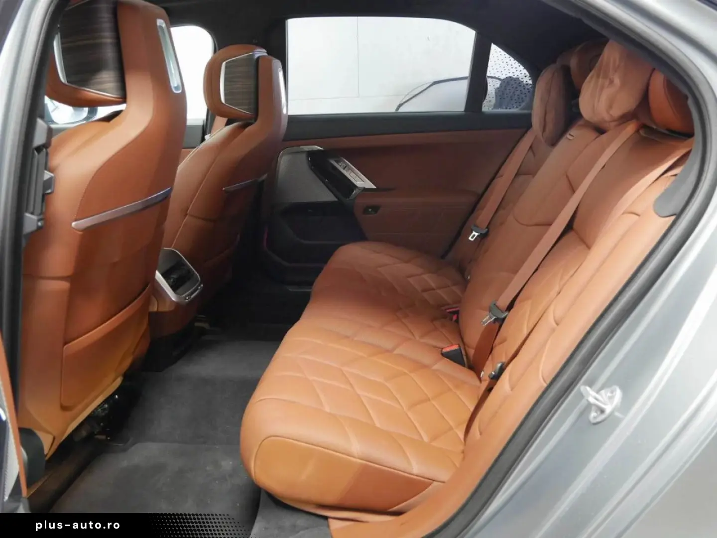 BMW 740d xdrive M Sport SkyLounge PAProf Massage 21