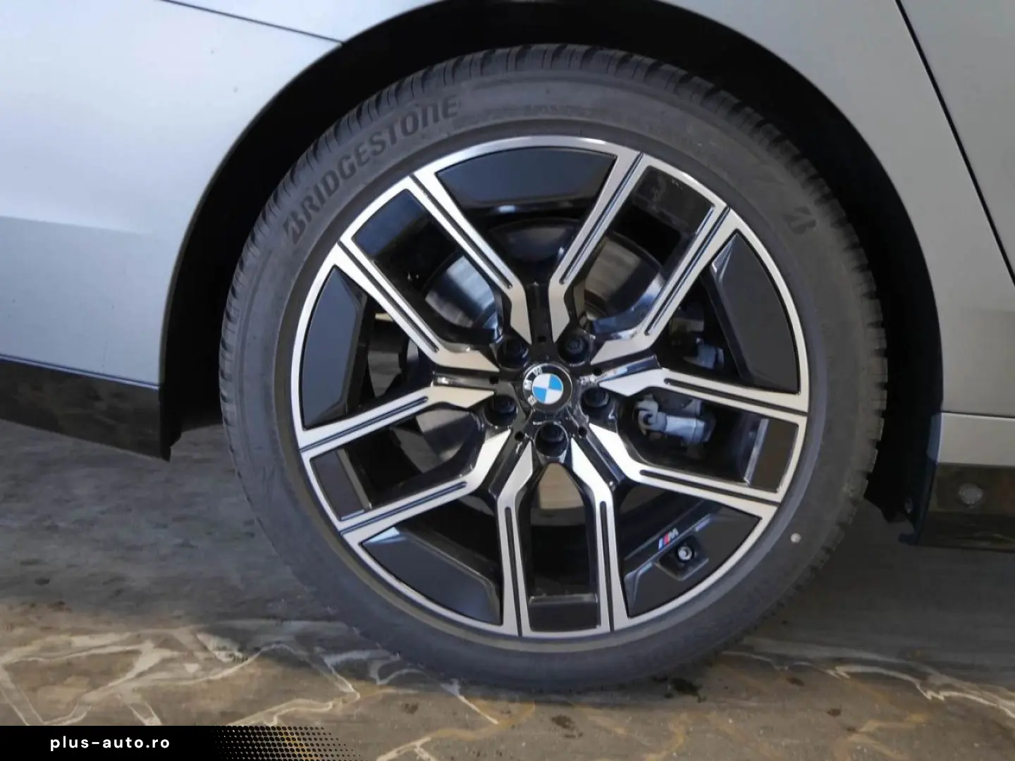 BMW 740d xdrive M Sport SkyLounge PAProf Massage 21
