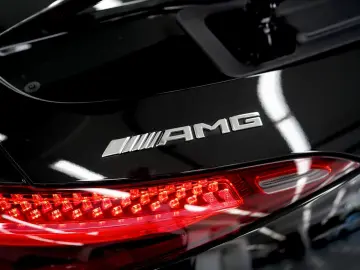 MERCEDES-BENZ SL 43 AMG - MODELL 2025