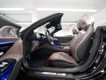 MERCEDES-BENZ SL 43 AMG - MODELL 2025