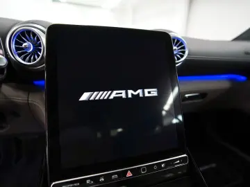 MERCEDES-BENZ SL 43 AMG - MODELL 2025