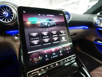 MERCEDES-BENZ SL 43 AMG - MODELL 2025