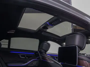 MERCEDES-BENZ S 63 AMG S E Performance EDITION 1  Burmester