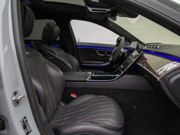 MERCEDES-BENZ S 63 AMG S E Performance EDITION 1  Burmester