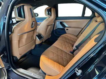 BMW 740d xDrive Limousine 360  STANDHZ HEAD-UP PANO