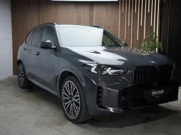 BMW X5 xDrive 50e M-Sport   Individual   B&W   HuD