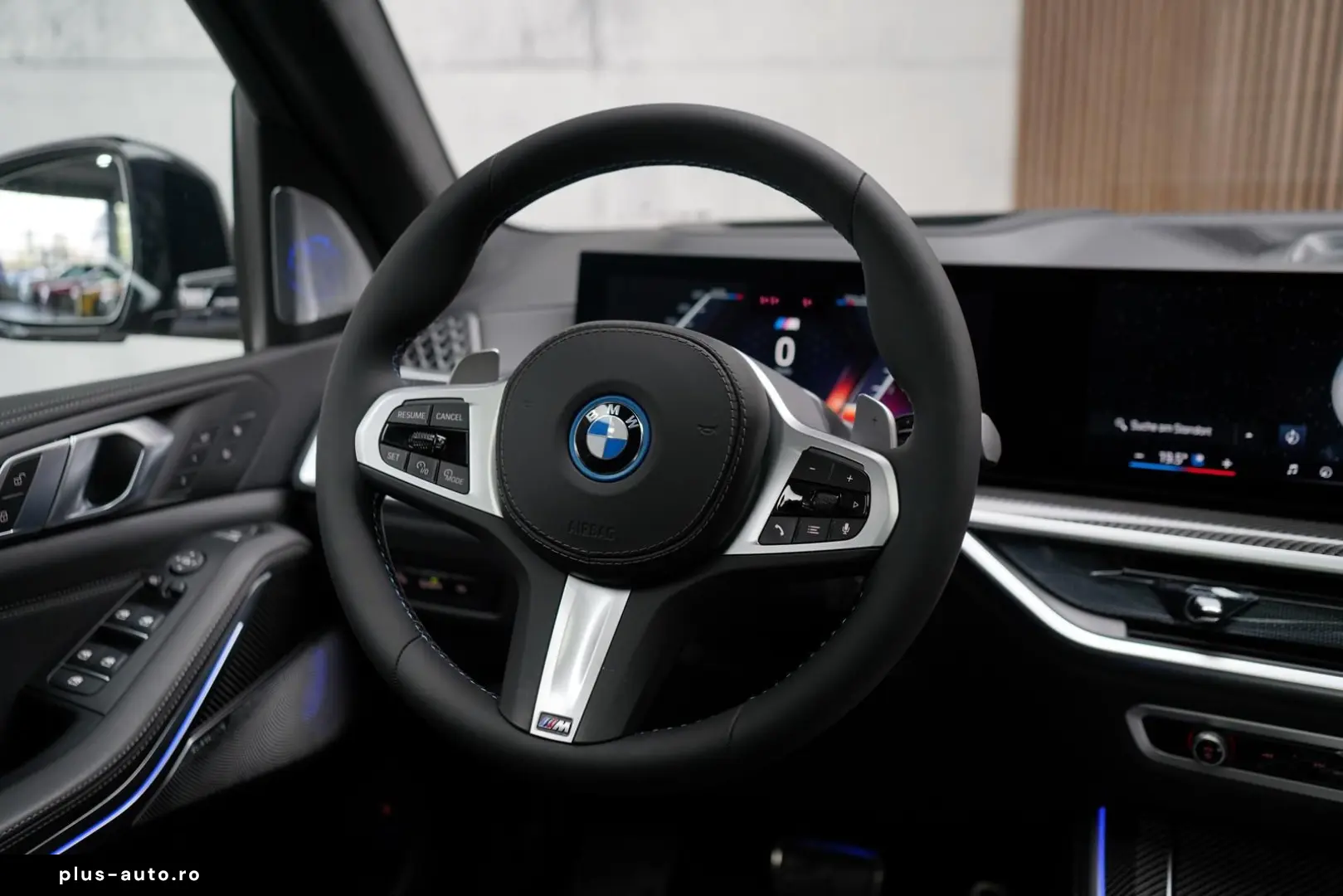 BMW X5 xDrive 50e M-Sport   Individual   B&W   HuD