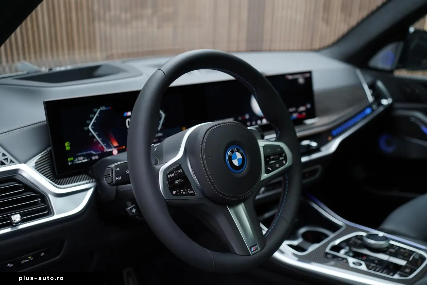 BMW X5 xDrive 50e M-Sport   Individual   B&W   HuD