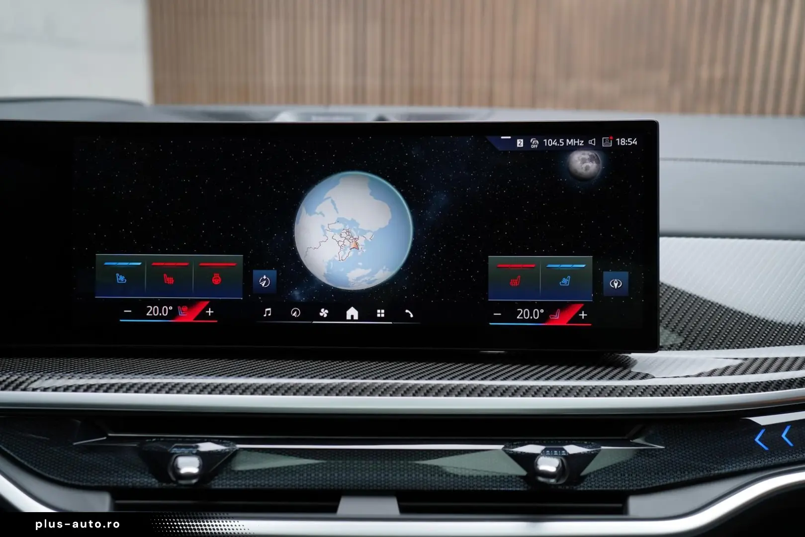 BMW X5 xDrive 50e M-Sport   Individual   B&W   HuD