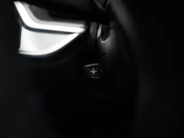 BMW X5 xDrive 50e M-Sport   Individual   B&W   HuD