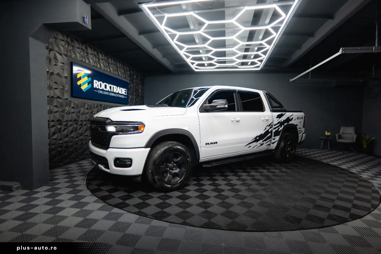 DODGE RAM 3.6 V6 MY 25 Offroad Night-Paket ACC LED