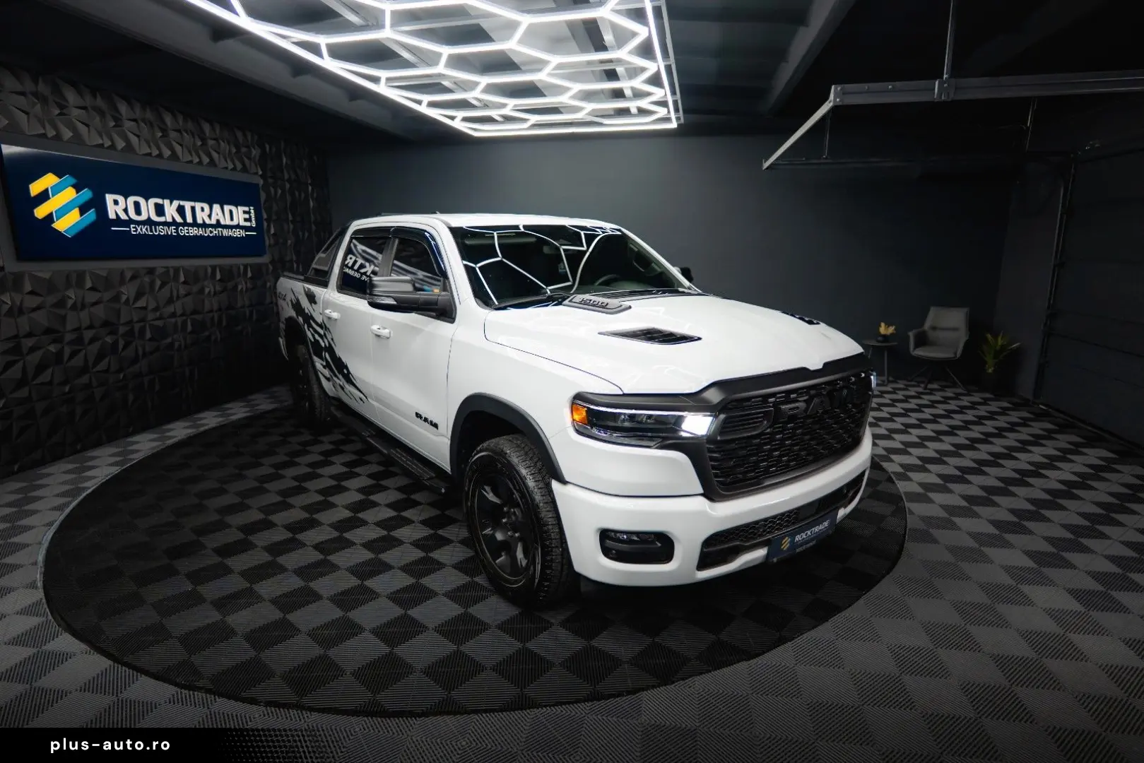 DODGE RAM 3.6 V6 MY 25 Offroad Night-Paket ACC LED