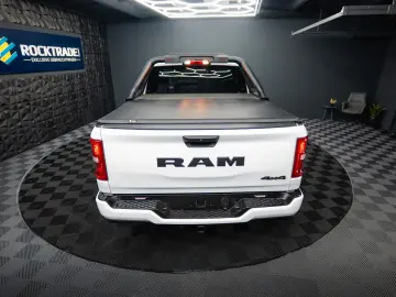 DODGE RAM 3.6 V6 MY 25 Offroad Night-Paket ACC LED