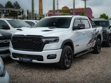 DODGE RAM 3.6 V6 MY 25 Offroad Night-Paket ACC LED