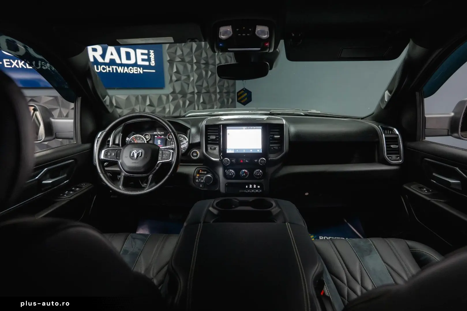 DODGE RAM 3.6 V6 MY 25 Offroad Night-Paket ACC LED