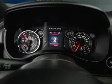DODGE RAM 3.6 V6 MY 25 Offroad Night-Paket ACC LED