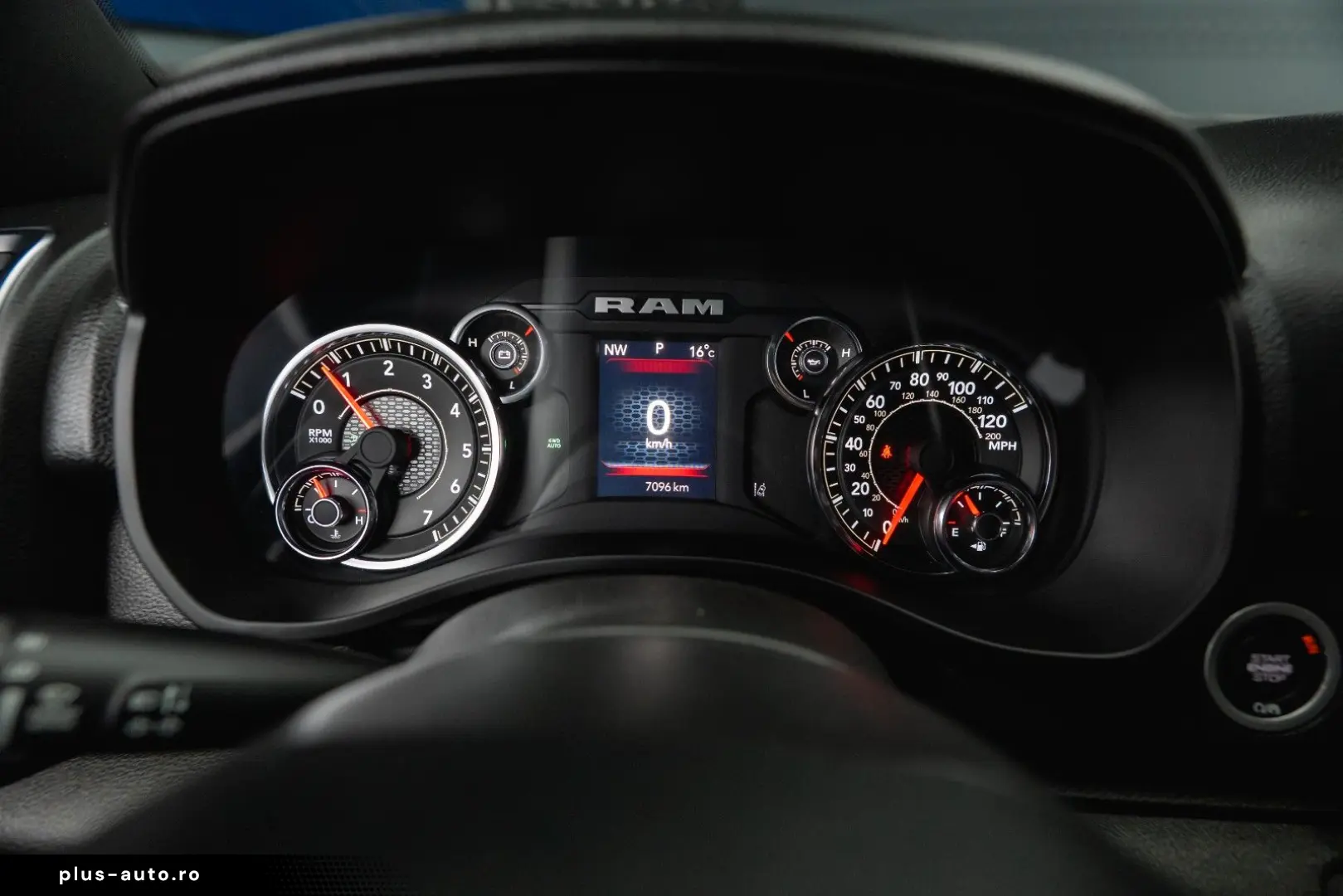 DODGE RAM 3.6 V6 MY 25 Offroad Night-Paket ACC LED