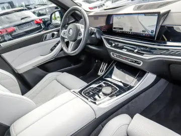 BMW X5 M60i xDrive M Sport HUD PANO 360