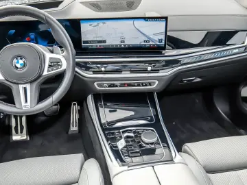 BMW X5 M60i xDrive M Sport HUD PANO 360