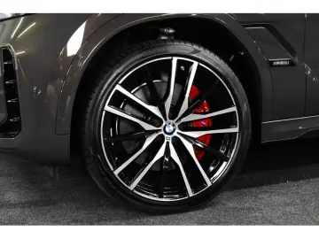 BMW X6 M60 i X-DRIVE