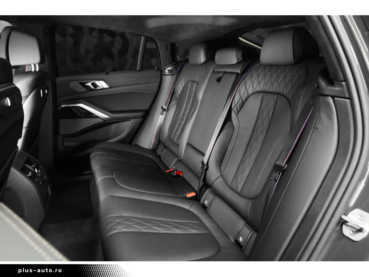 BMW X6 M60 i X-DRIVE