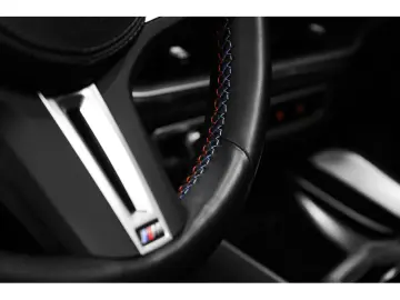BMW X6 M60 i X-DRIVE